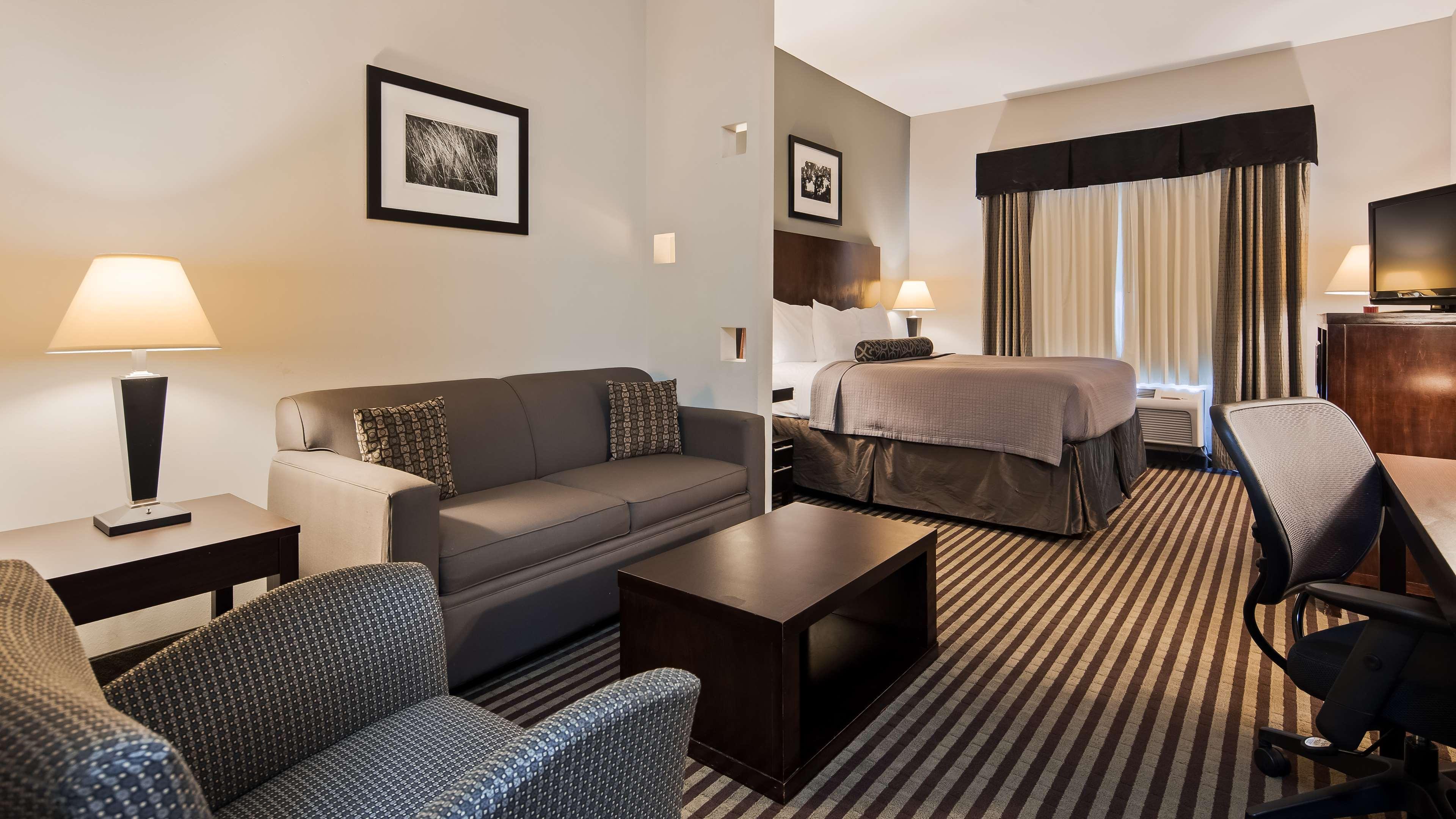 Best Western Abbeville Inn And Suites Exterior photo